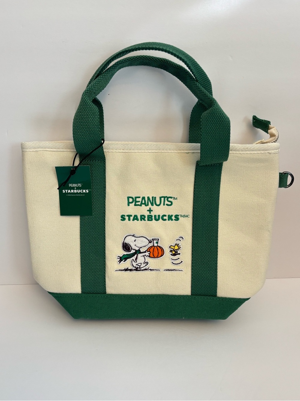 IN HAND Peanuts x Starbucks 2026 Snoopy Tote Bag Limited Edition Fall Pumpkin